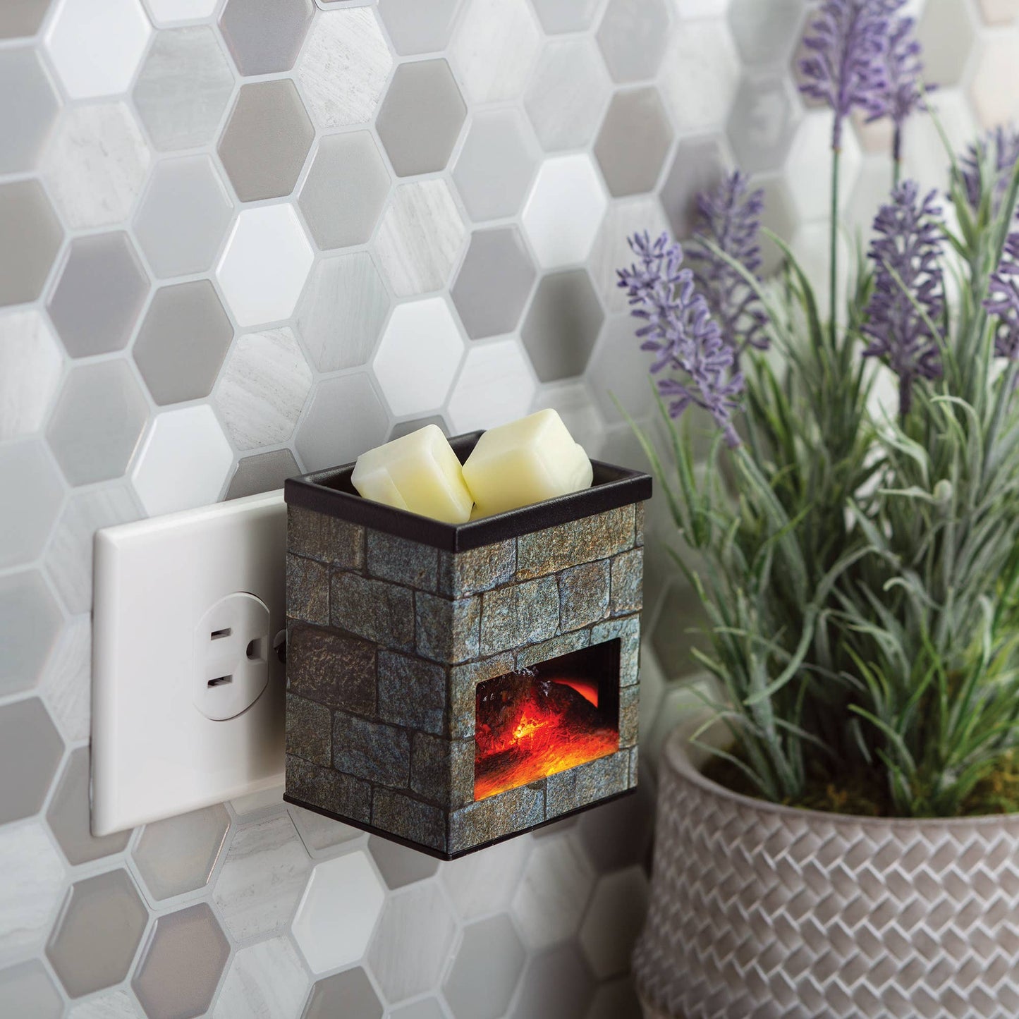 Hearthstone Pluggable Fragrance Warmer